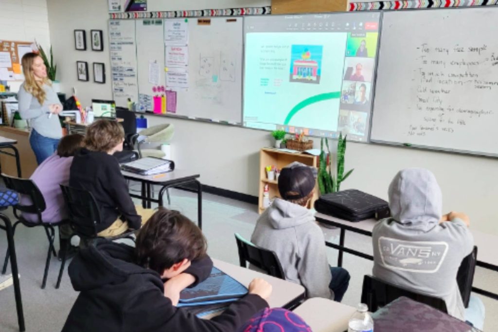 Shuswap college students presented chances to discover occupations palms-on