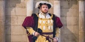 I Quit My Job As a Delivery Driver to Be a Henry VIII Impersonator